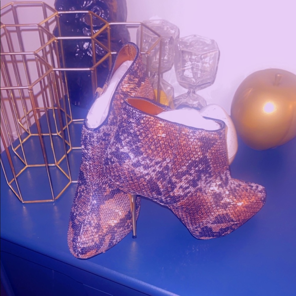 Women Shoes
